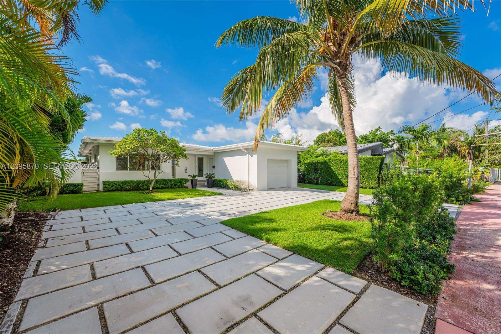 740 Shore Dr, Miami Beach, FL 33141 - For Sale photo 4