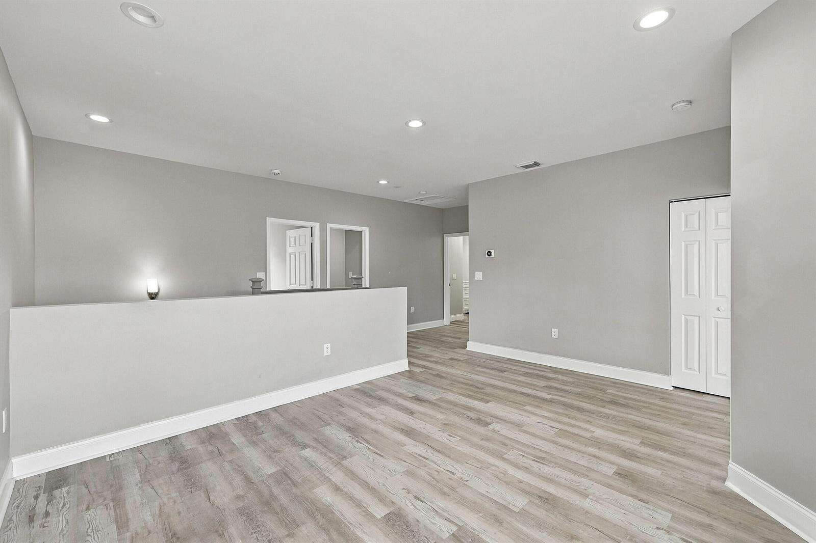 1115 Papaya, Hollywood, FL 33019 - For Sale photo 27