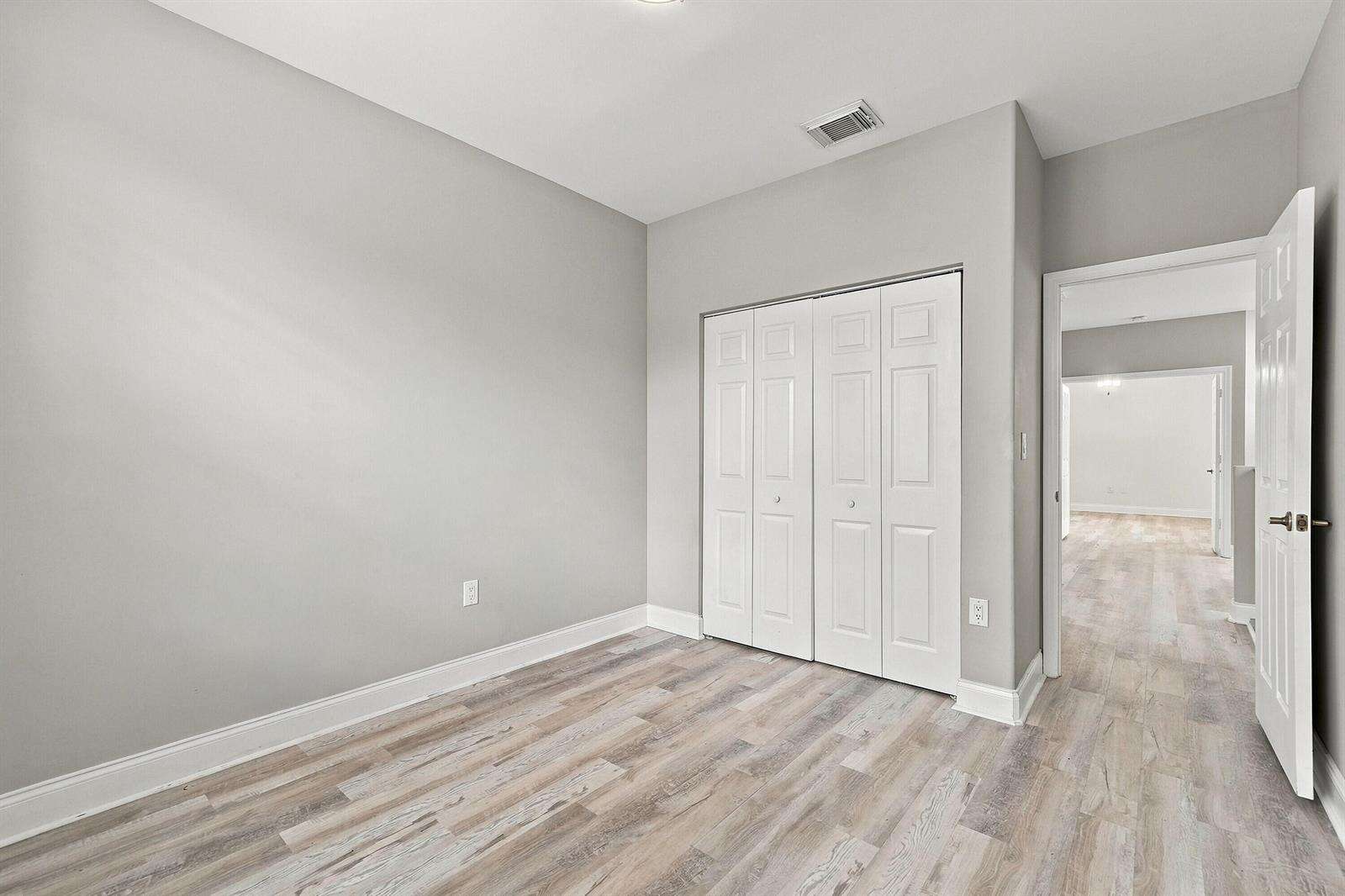 1115 Papaya, Hollywood, FL 33019 - For Sale photo 40