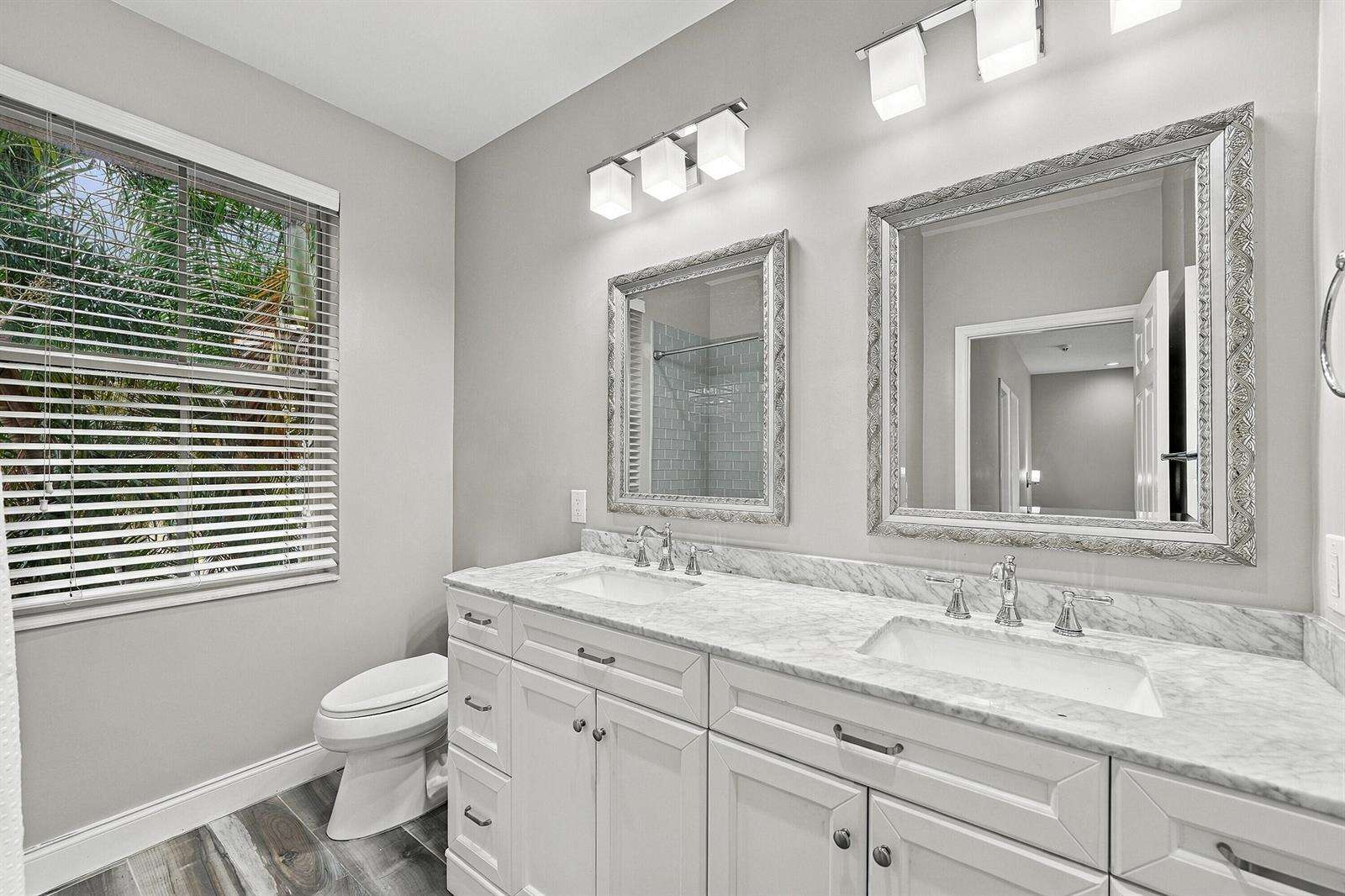 1115 Papaya, Hollywood, FL 33019 - For Sale photo 43