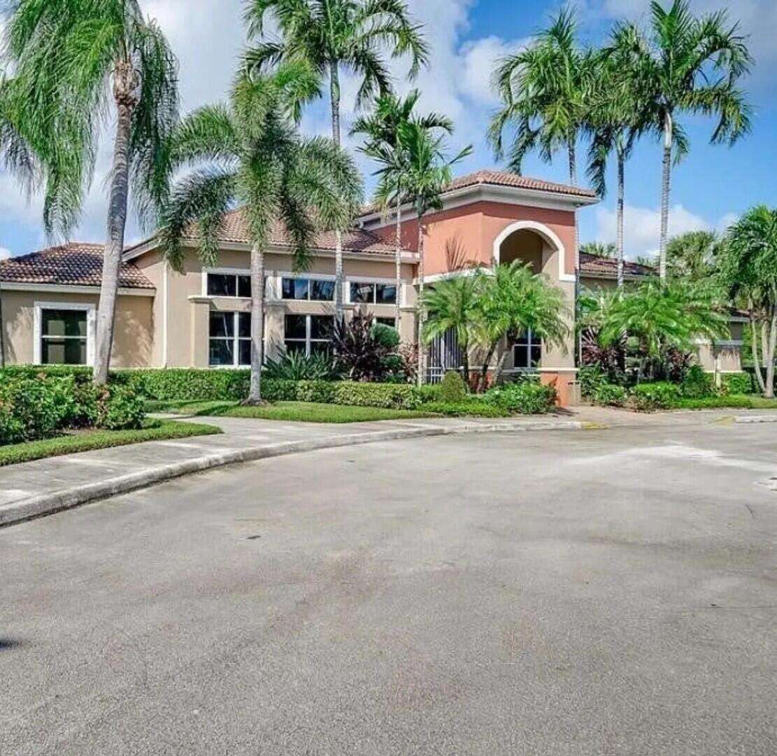 1115 Papaya, Hollywood, FL 33019 - For Sale photo 51