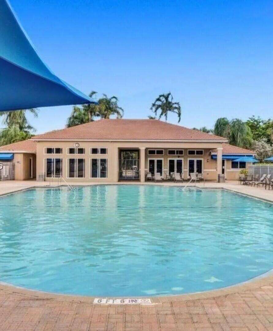 1115 Papaya, Hollywood, FL 33019 - For Sale photo 54