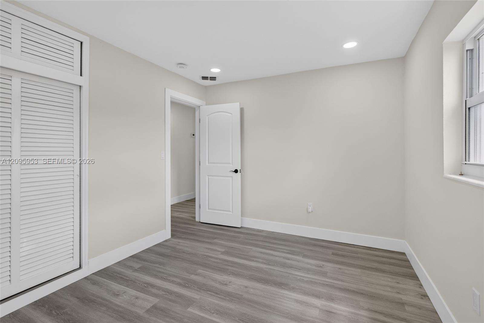 320 70th Ter, Hollywood, FL 33024 - For Sale photo 21