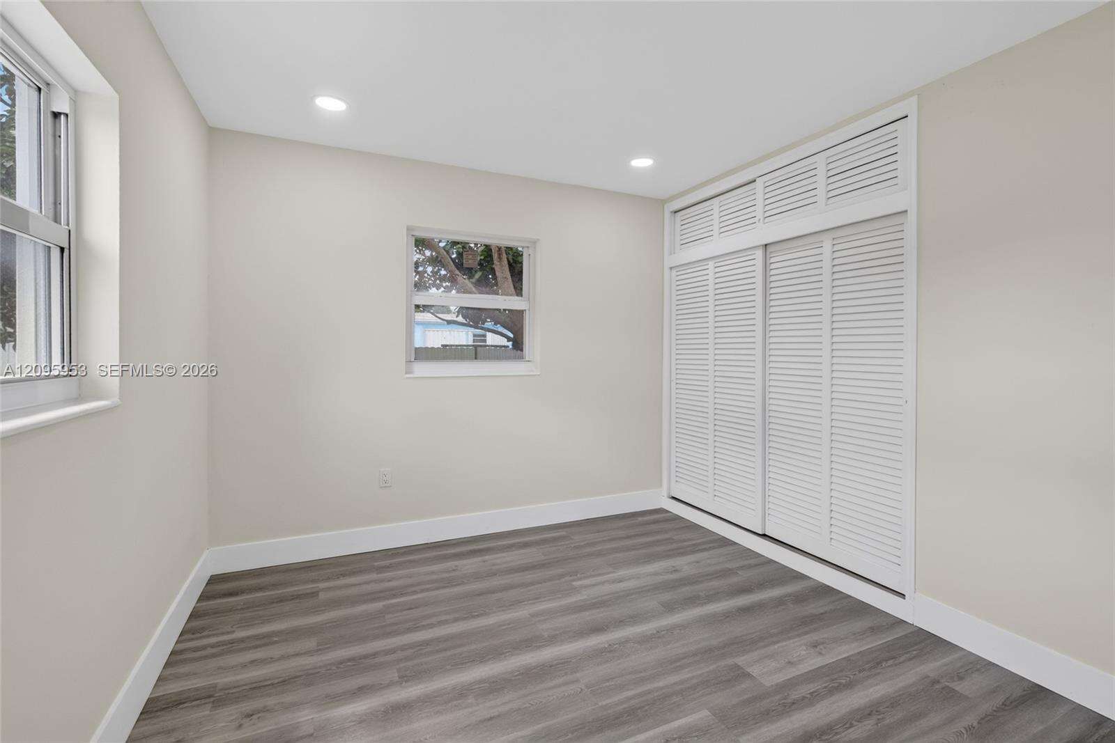 320 70th Ter, Hollywood, FL 33024 - For Sale photo 22