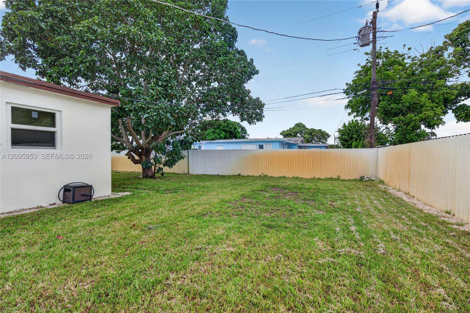 320 70th Ter, Hollywood, FL 33024 - For Sale photo 35