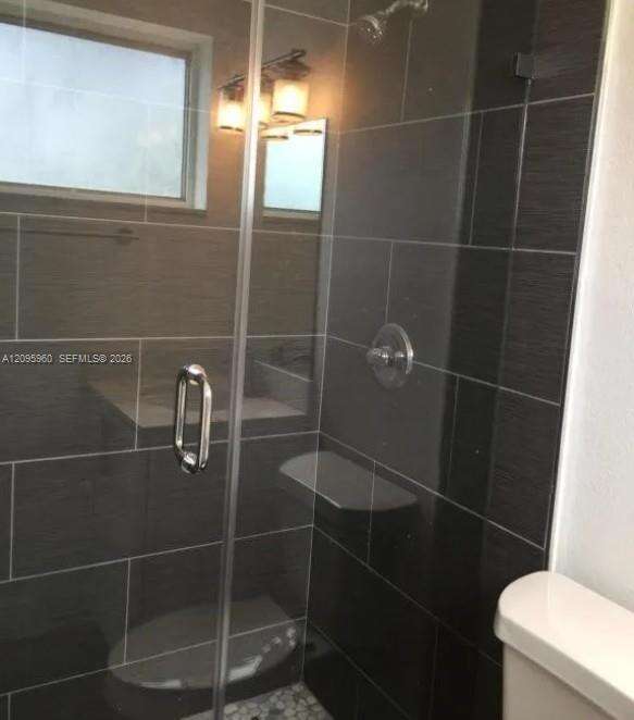 320 7th Ct, Hallandale Beach, FL 33009 - For Sale photo 3