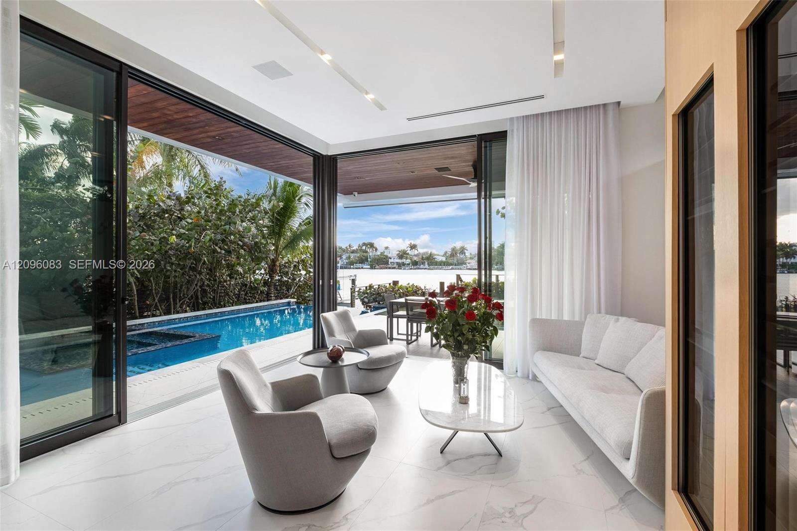 226 Rivo Alto Dr, Miami Beach, FL 33139 - For Sale photo 8