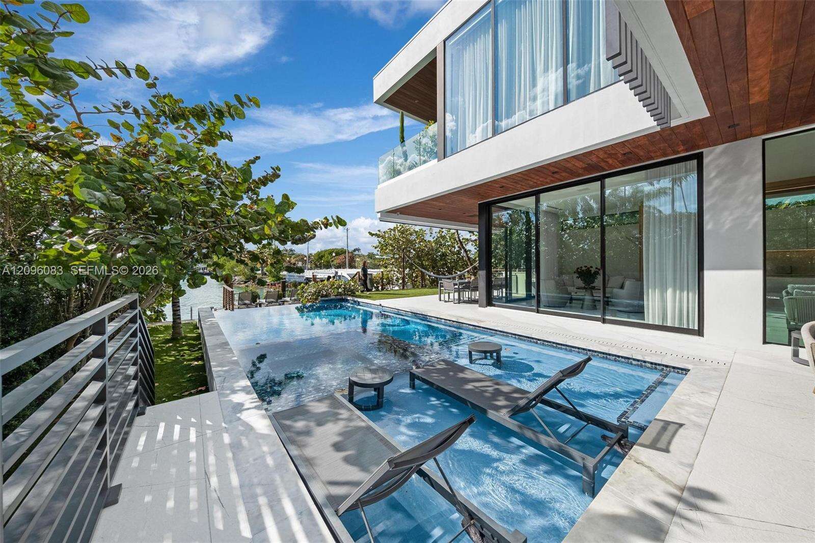 226 Rivo Alto Dr, Miami Beach, FL 33139 - For Sale photo 10
