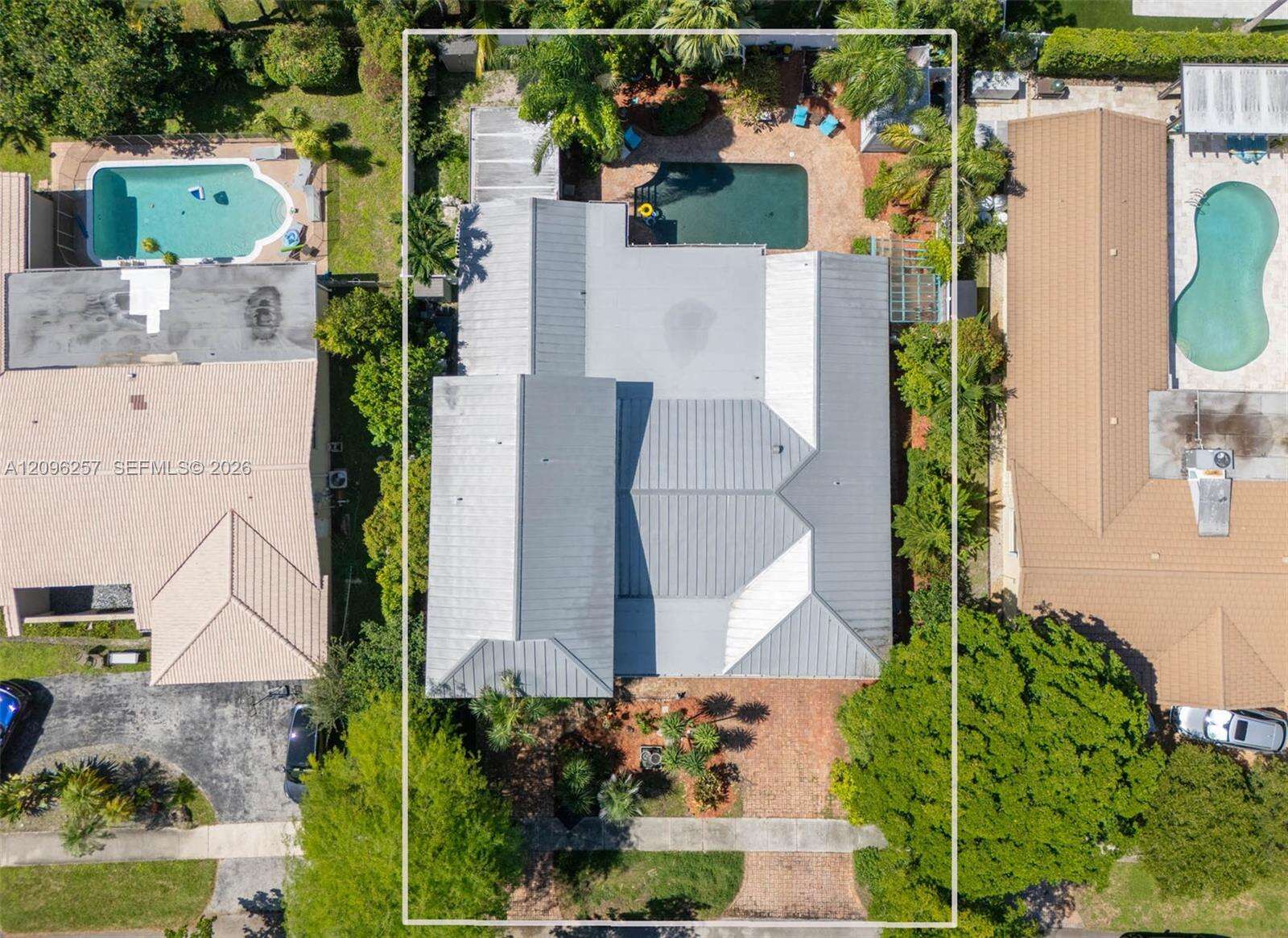 3660 53rd Ave, Hollywood, FL 33021 - For Sale photo 4