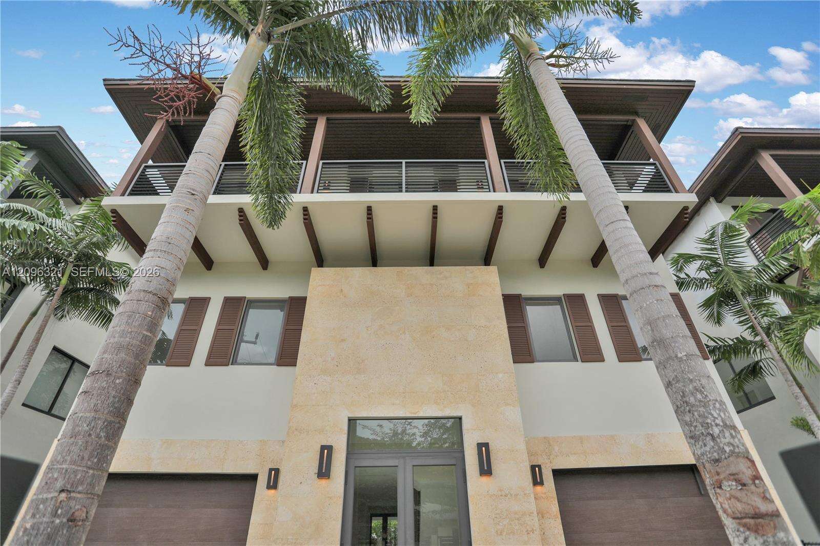 3550 Glencoe St, Miami, FL 33133 - For Sale photo 1