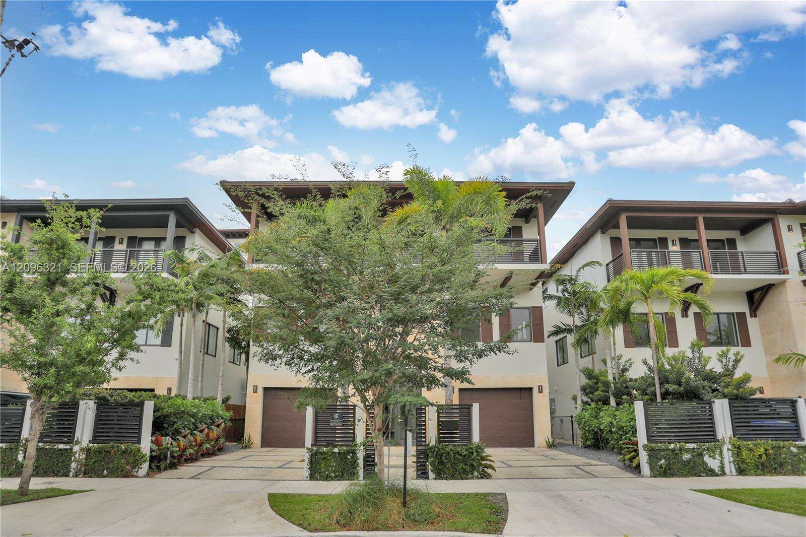 3550 Glencoe St, Miami, FL 33133 - For Sale photo 2
