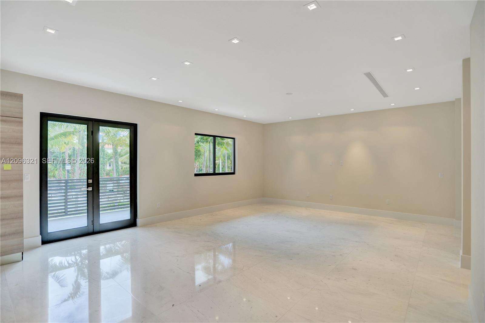 3550 Glencoe St, Miami, FL 33133 - For Sale photo 13