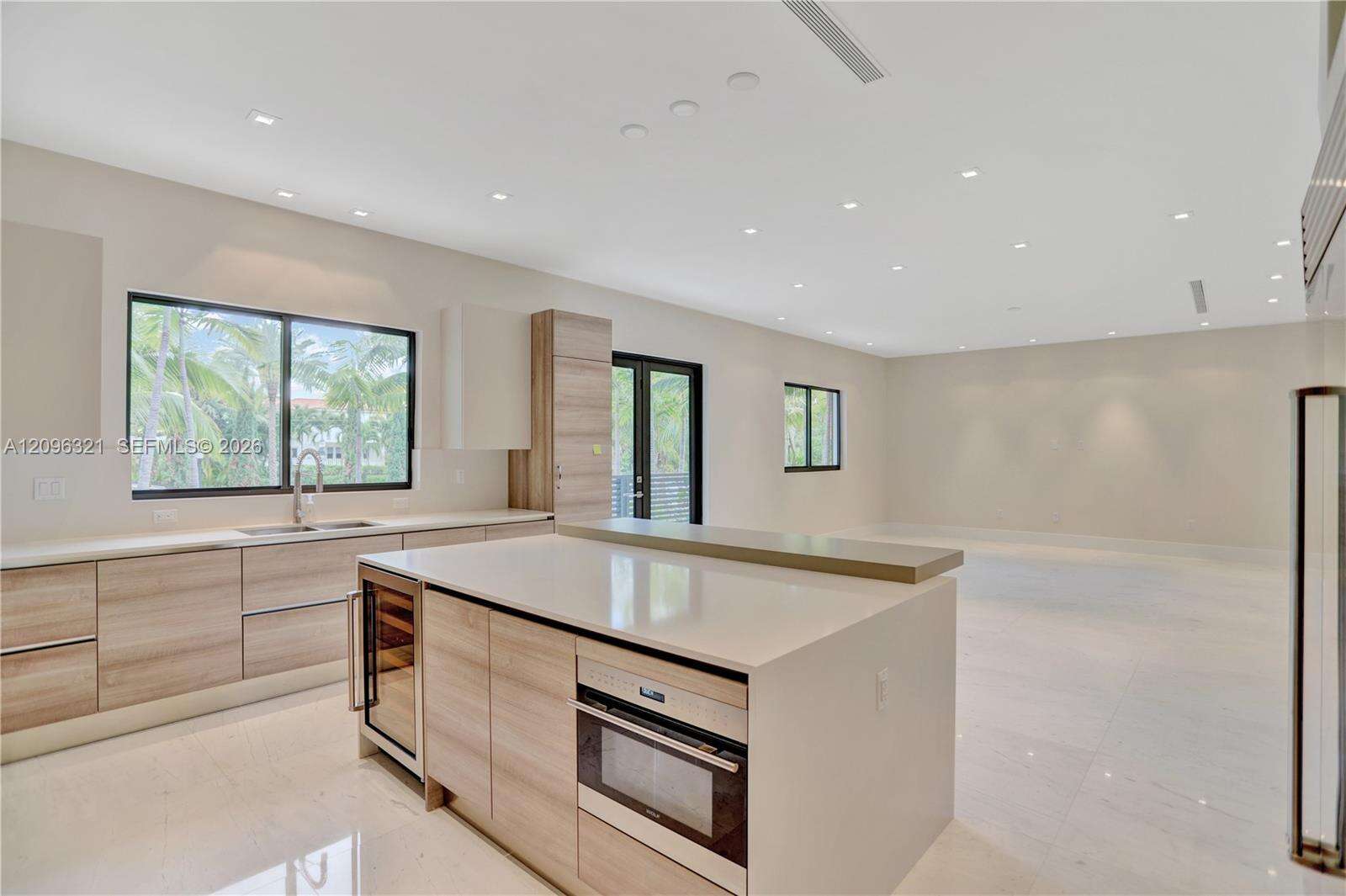 3550 Glencoe St, Miami, FL 33133 - For Sale photo 19