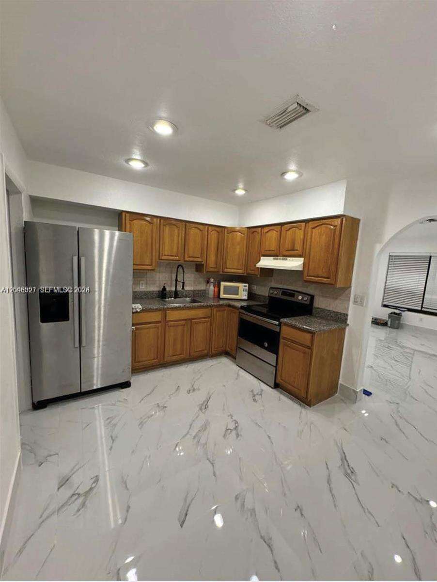 1009 2nd St, Hallandale Beach, FL 33009 - For Sale photo 14