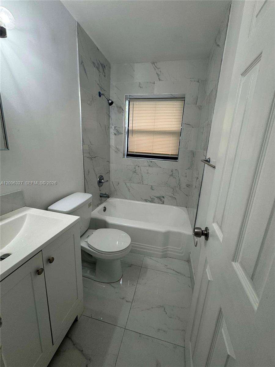 1009 2nd St, Hallandale Beach, FL 33009 - For Sale photo 16