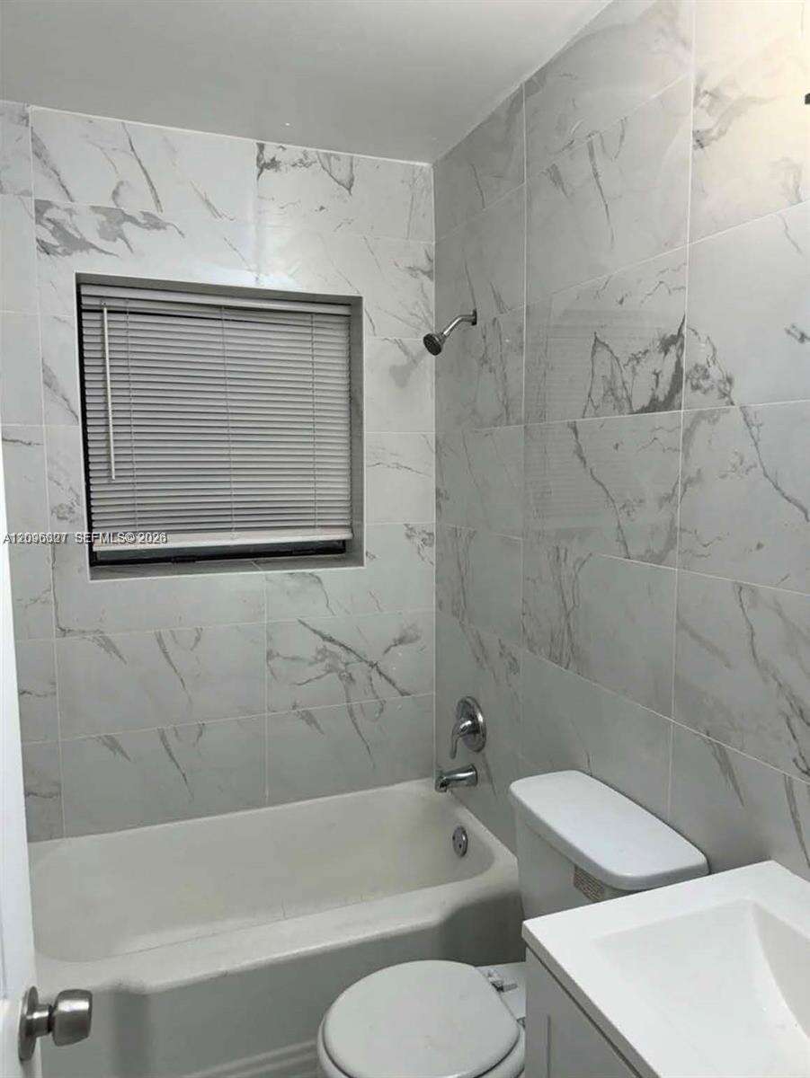 1009 2nd St, Hallandale Beach, FL 33009 - For Sale photo 17