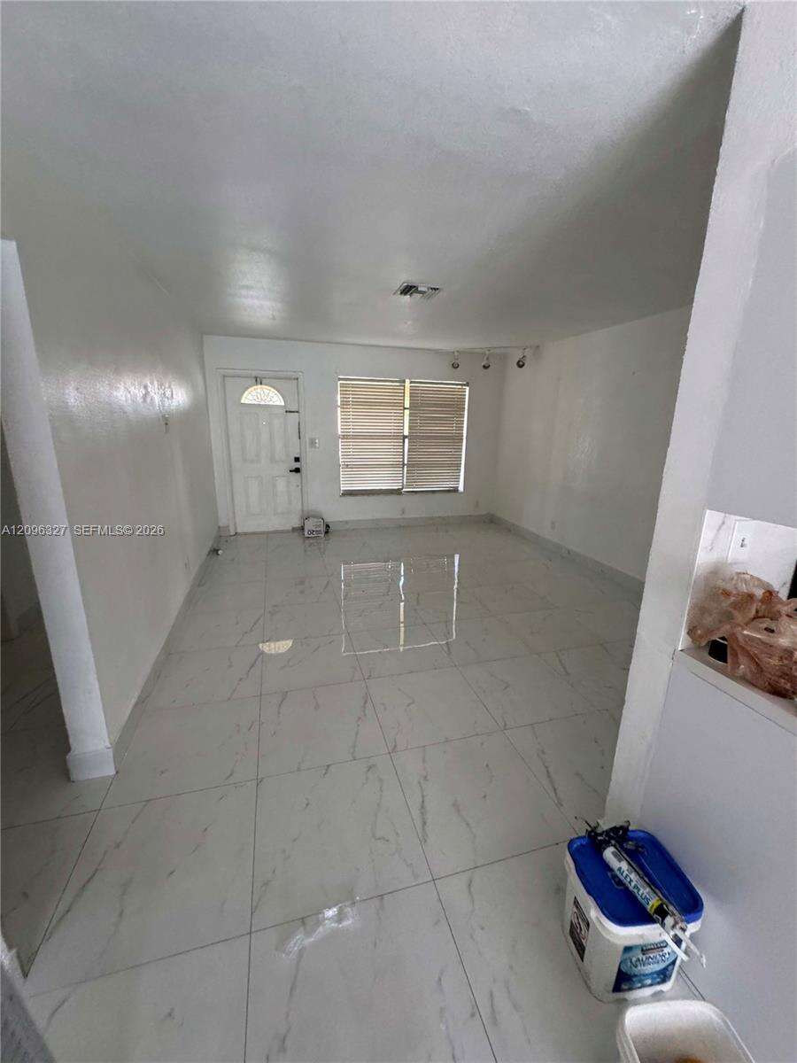 1009 2nd St, Hallandale Beach, FL 33009 - For Sale photo 3