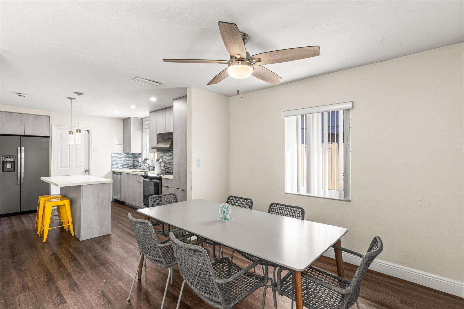 1121 66th, Hollywood, FL 33024 - For Sale photo 8