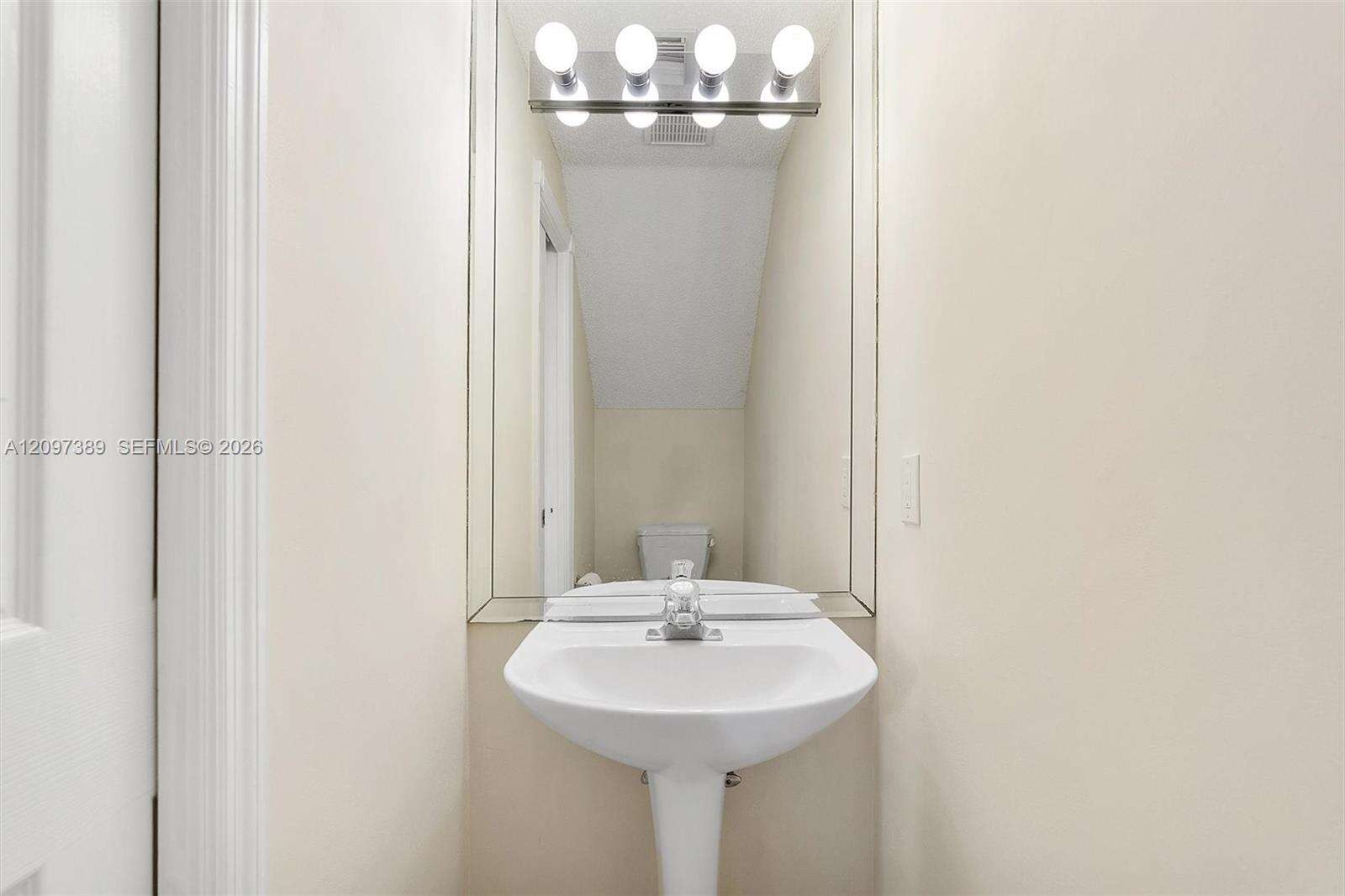 1960 Sweetbay Way, Hollywood, FL 33019 - For Sale photo 25