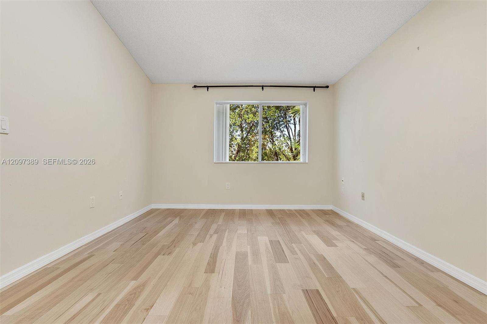 1960 Sweetbay Way, Hollywood, FL 33019 - For Sale photo 36