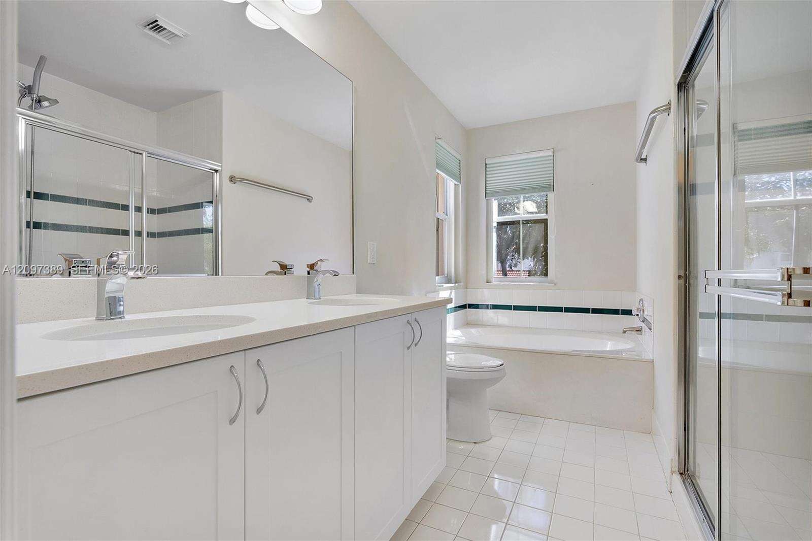 1960 Sweetbay Way, Hollywood, FL 33019 - For Sale photo 40