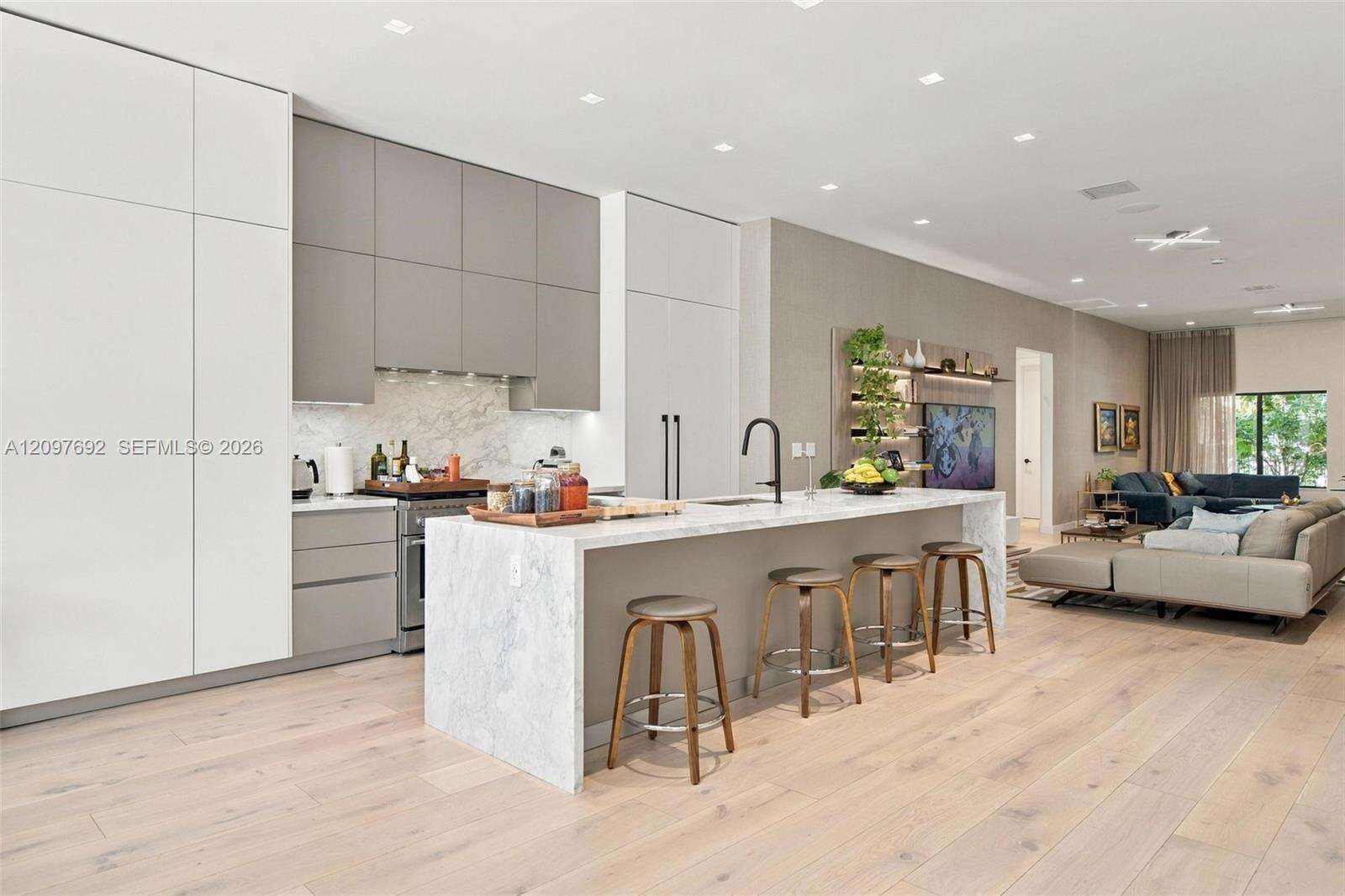 600 51st St, Miami Beach, FL 33140 - For Sale photo 11