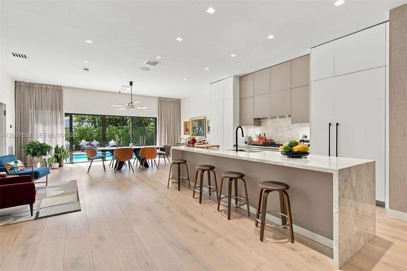 600 51st St, Miami Beach, FL 33140 - For Sale photo 10