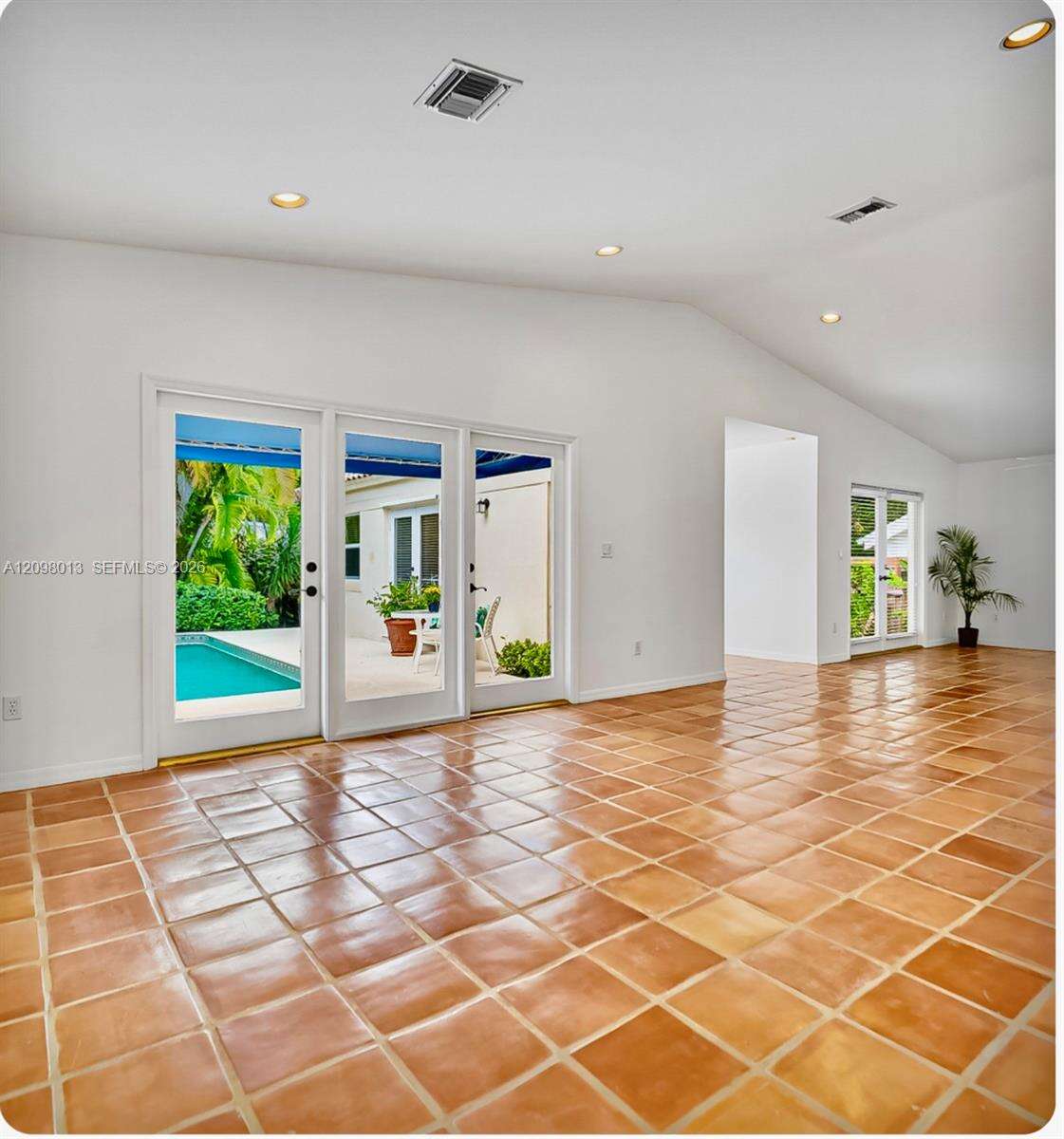 2860 22nd Ave, Miami, FL 33133 - For Sale photo 12