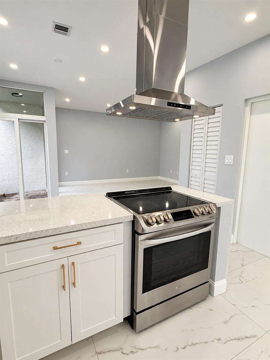 3705 Valais, Hollywood, FL 33021 - For Sale photo 11