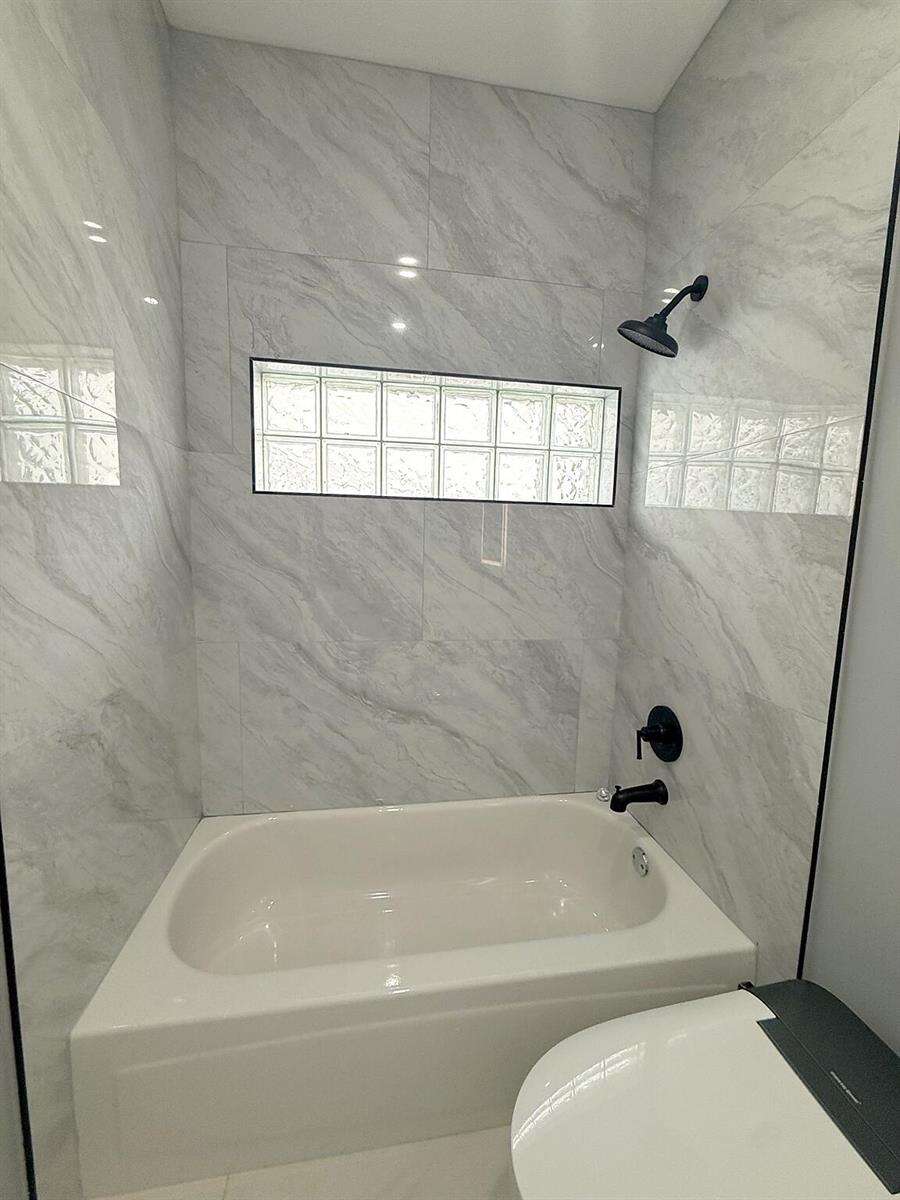 3705 Valais, Hollywood, FL 33021 - For Sale photo 20