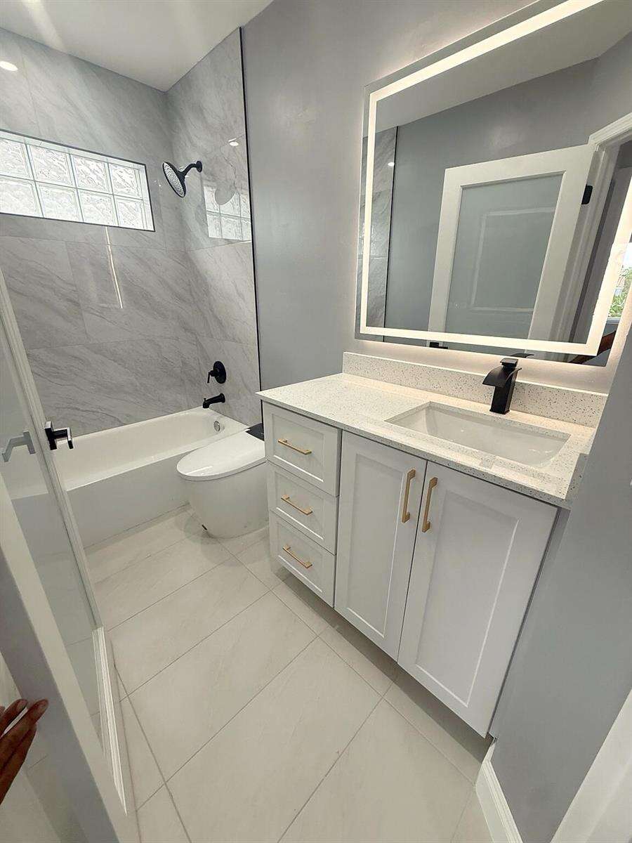 3705 Valais, Hollywood, FL 33021 - For Sale photo 32