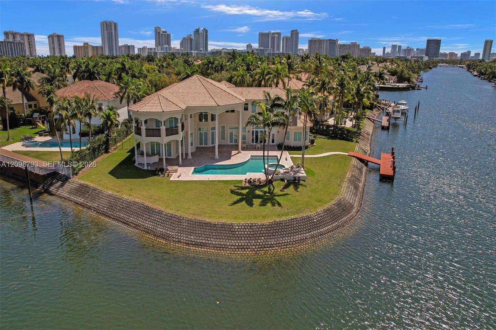 1130 Harbor Ct, Hollywood, FL 33019 - For Sale photo 1