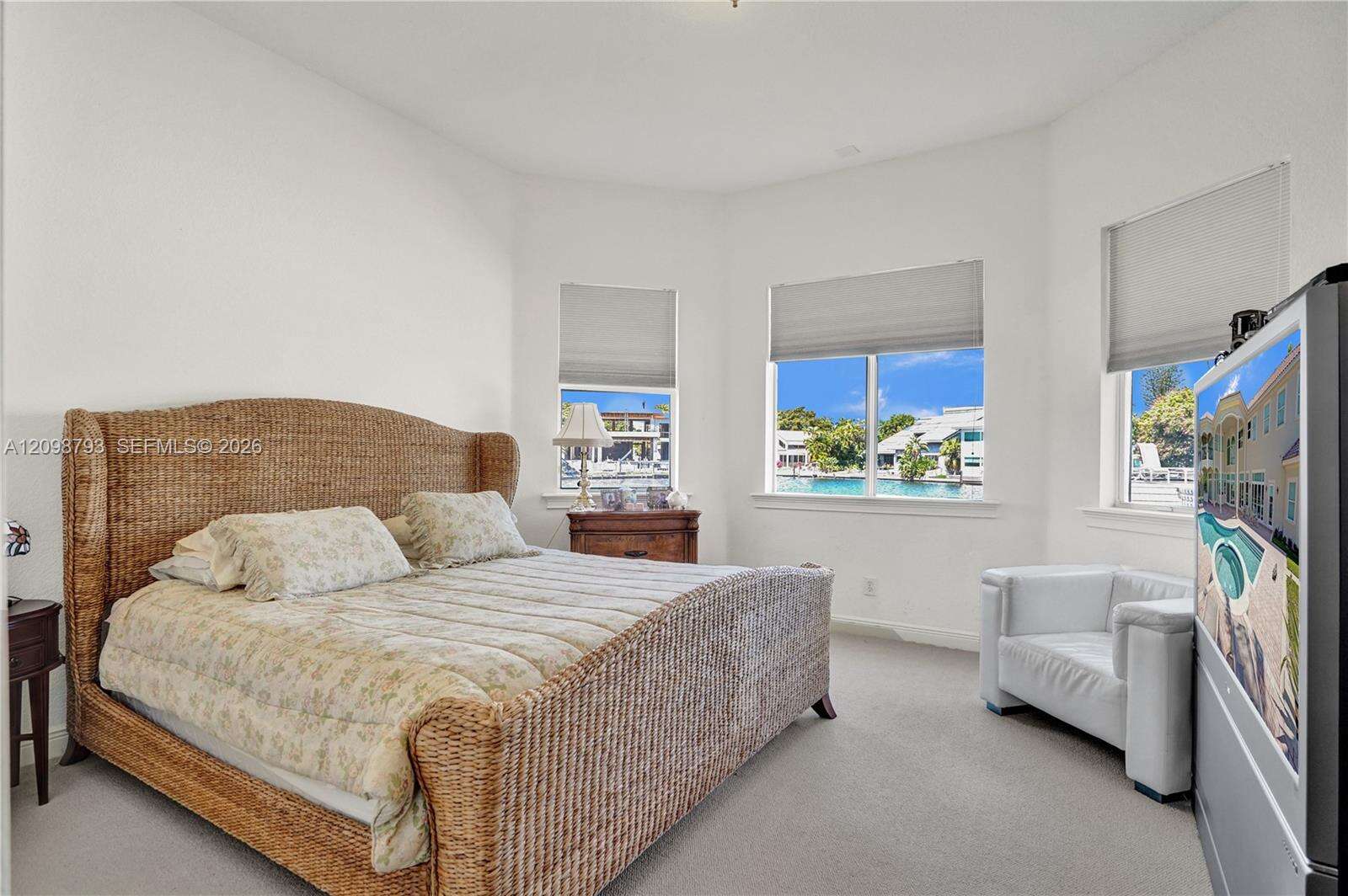 1130 Harbor Ct, Hollywood, FL 33019 - For Sale photo 27