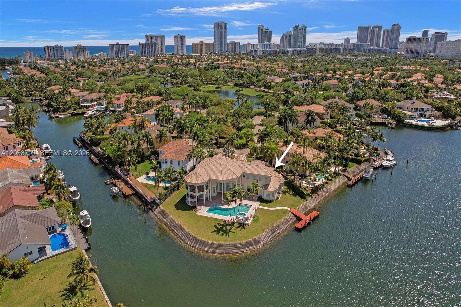 1130 Harbor Ct, Hollywood, FL 33019 - For Sale photo 9