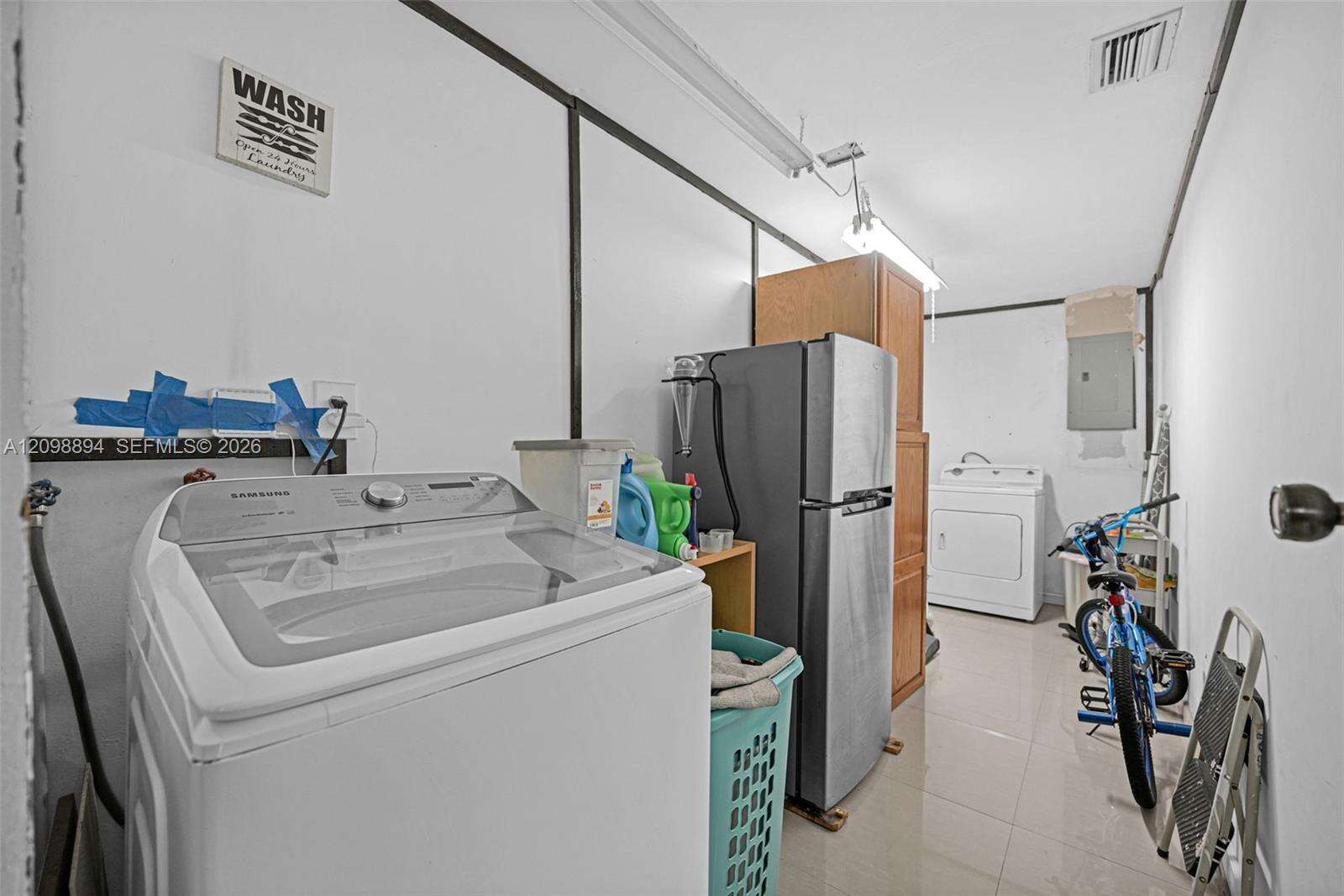 230 67th Ave, Hollywood, FL 33024 - For Sale photo 29