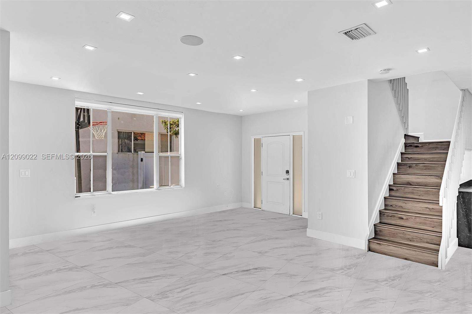 3085 36th Ave, Hollywood, FL 33021 - For Sale photo 13