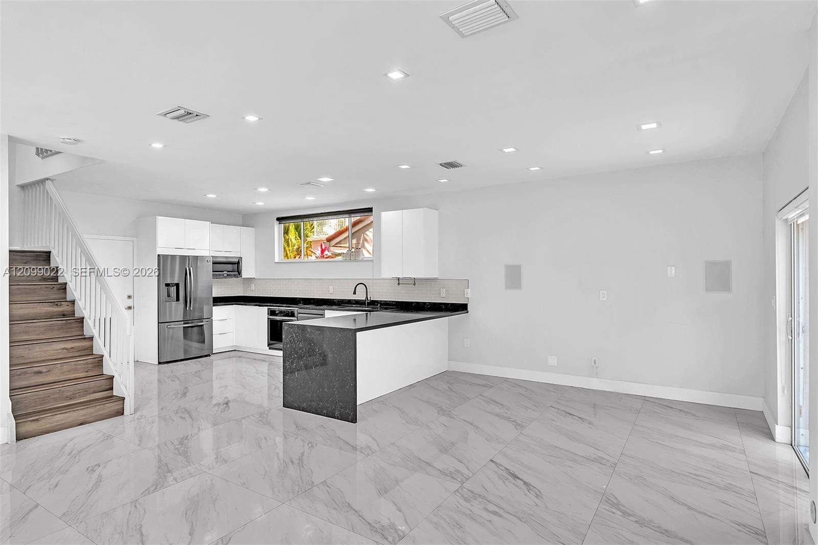 3085 36th Ave, Hollywood, FL 33021 - For Sale photo 14