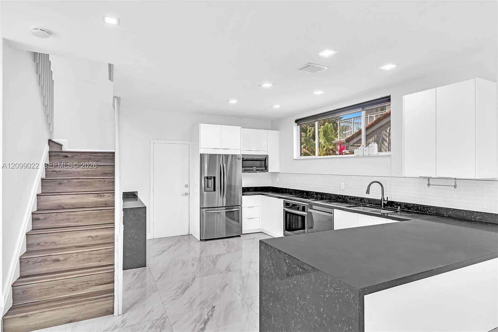 3085 36th Ave, Hollywood, FL 33021 - For Sale photo 22