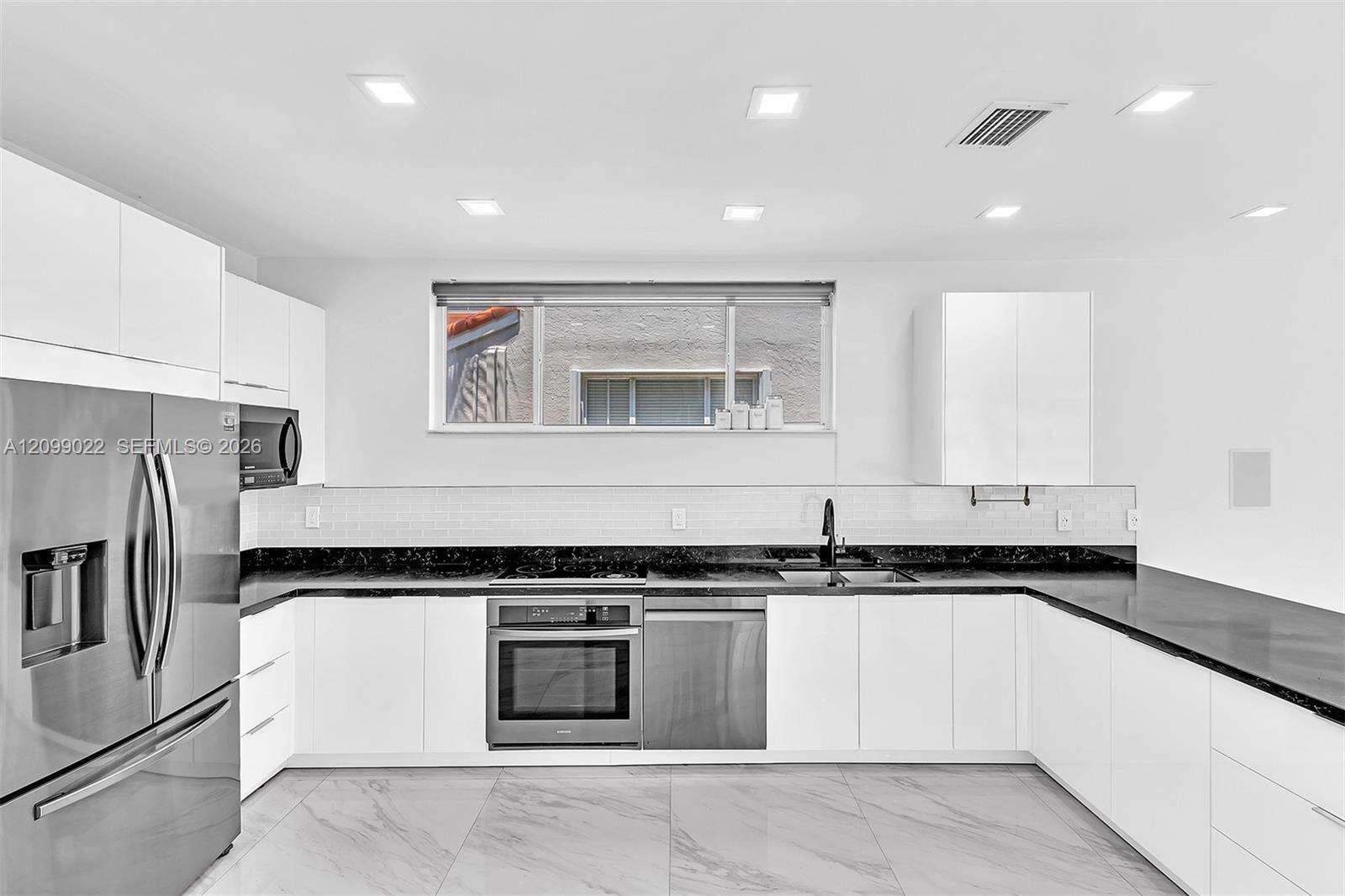 3085 36th Ave, Hollywood, FL 33021 - For Sale photo 23