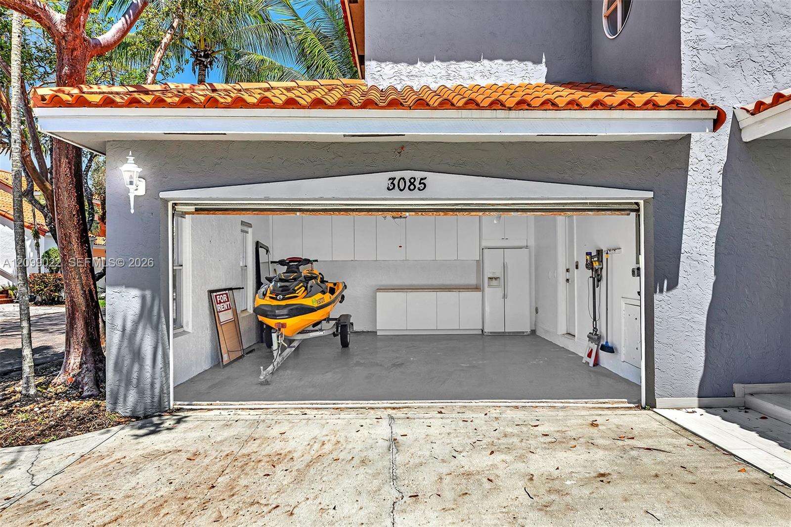 3085 36th Ave, Hollywood, FL 33021 - For Sale photo 5