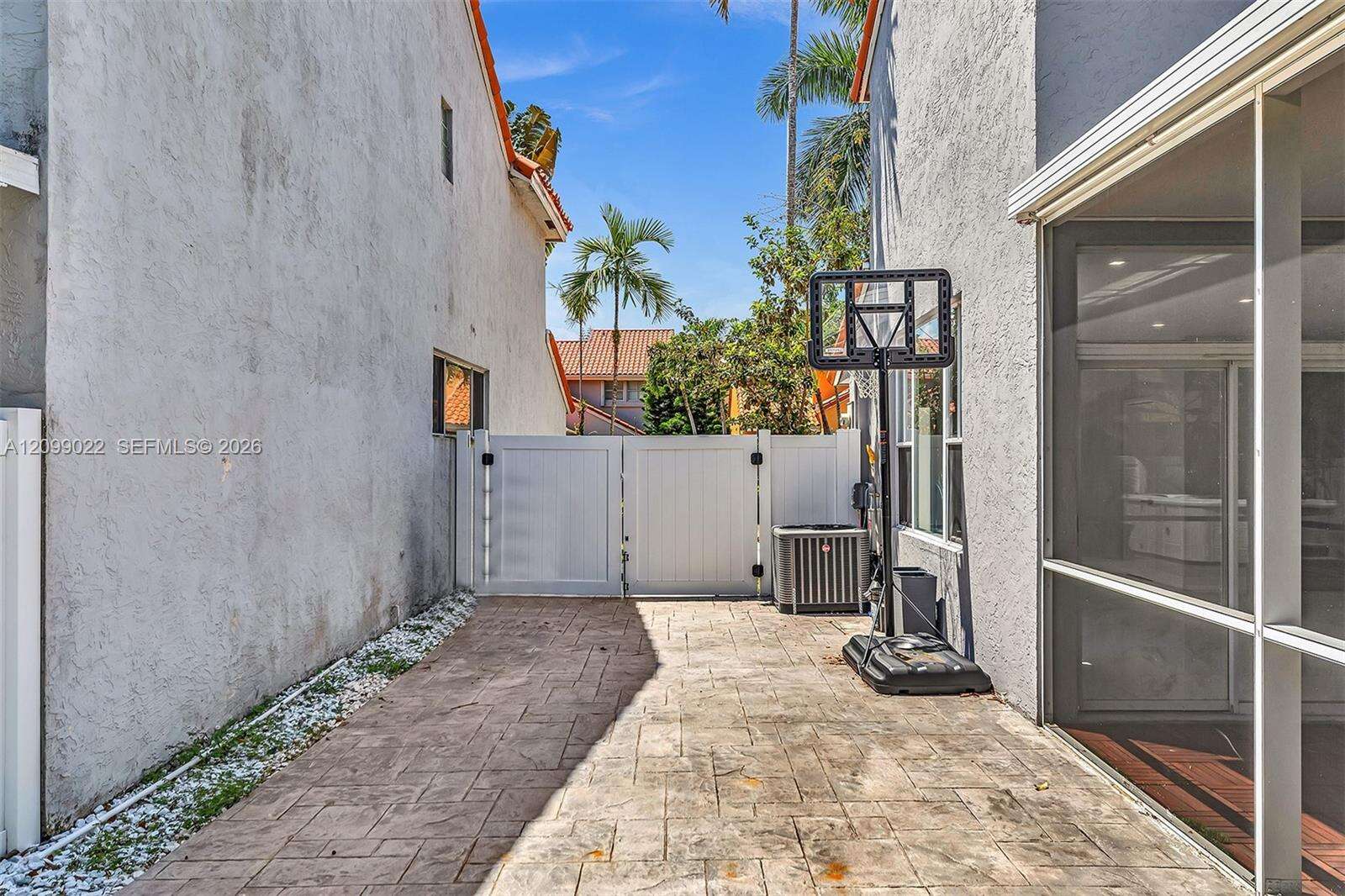 3085 36th Ave, Hollywood, FL 33021 - For Sale photo 64
