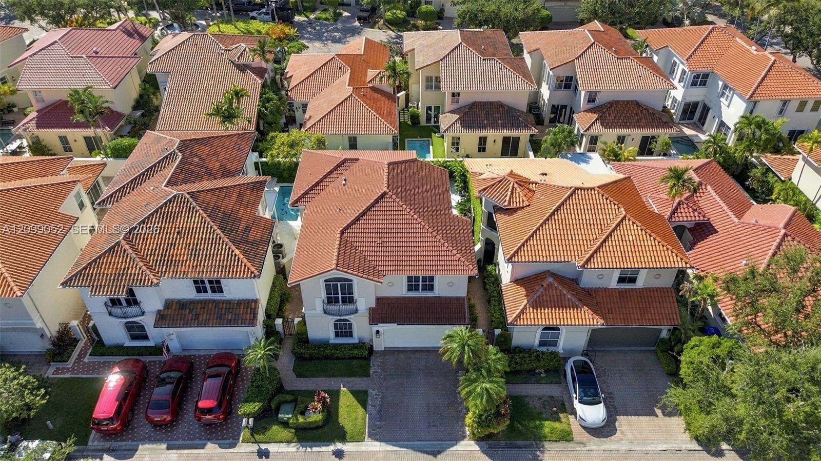 1516 Breakwater Ter, Hollywood, FL 33019 - For Sale photo 50