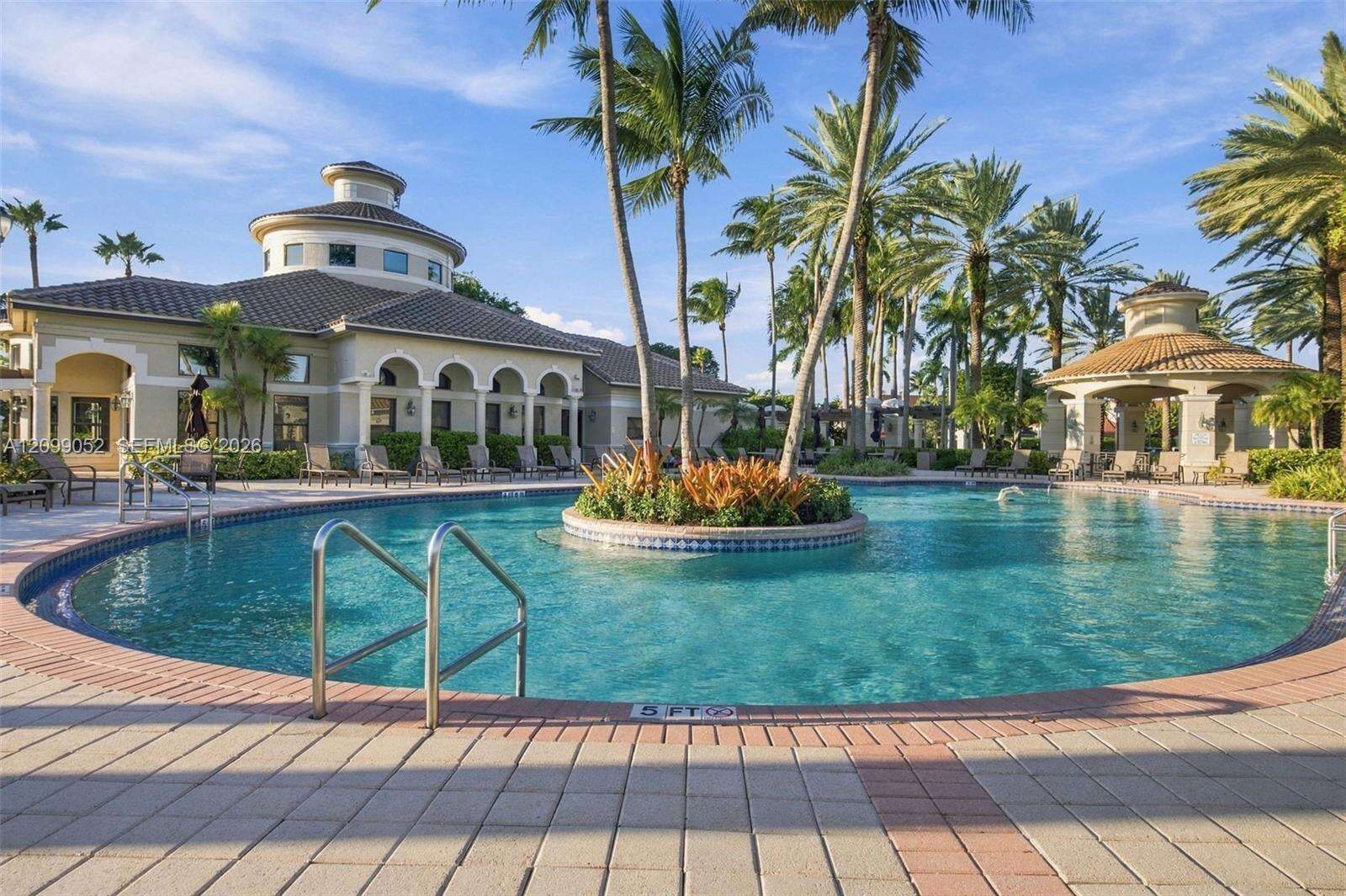 1516 Breakwater Ter, Hollywood, FL 33019 - For Sale photo 59