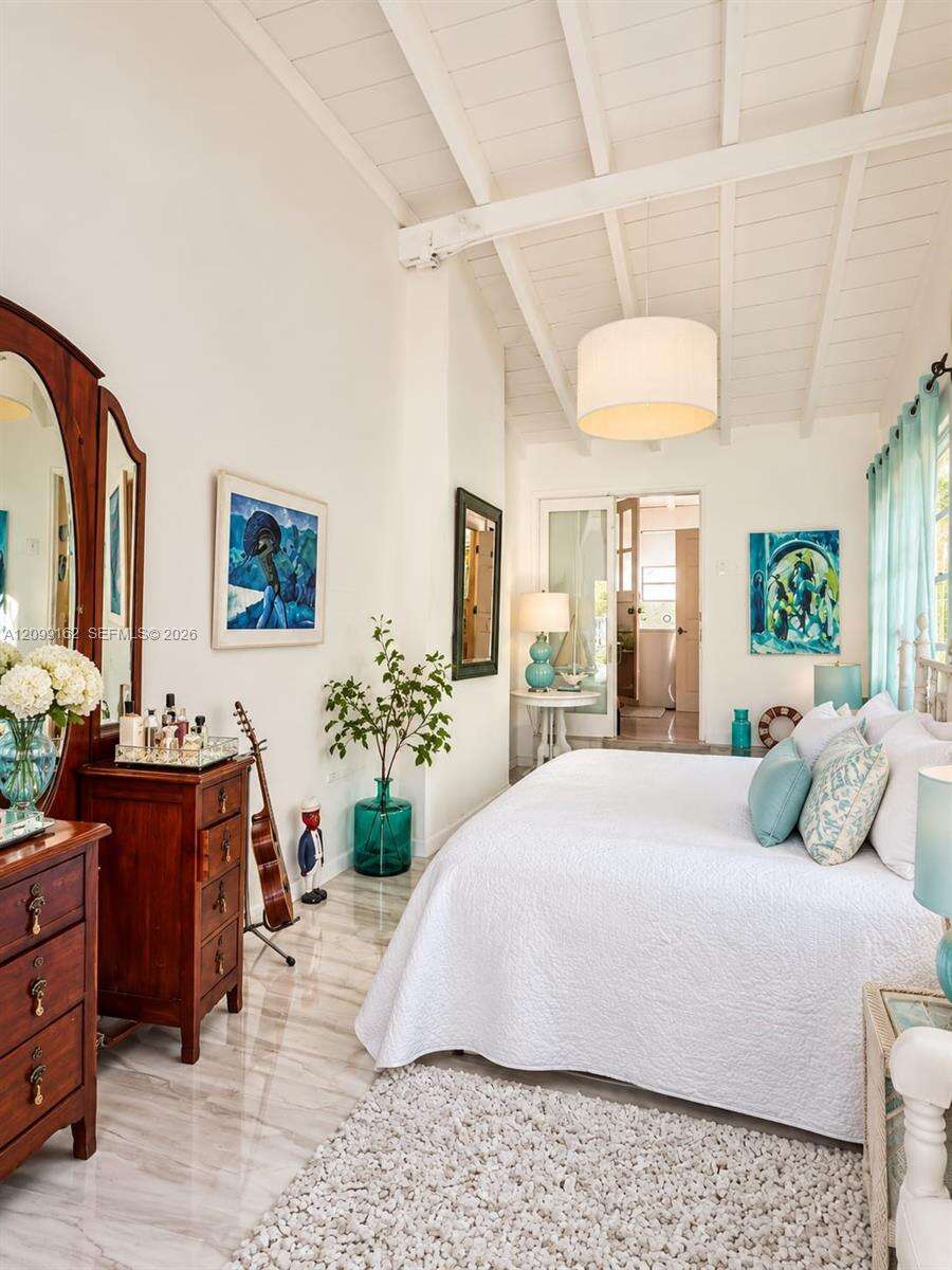 6910 Rue Notre Dame, Miami Beach, FL 33141 - For Sale photo 4