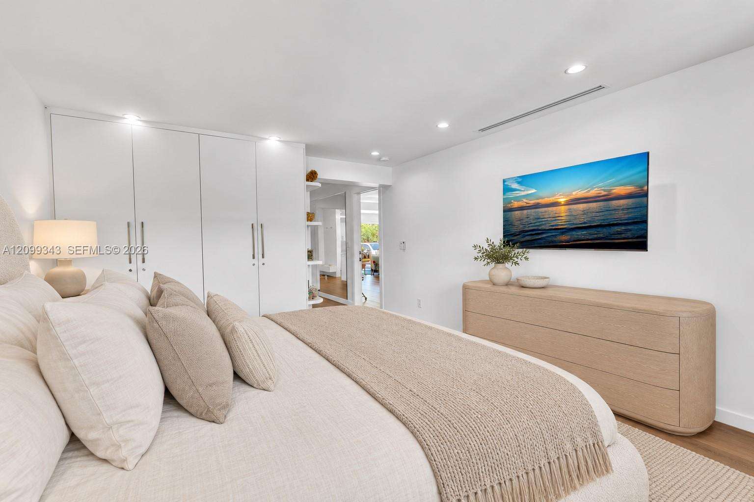 797 Shore Dr, Miami Beach, FL 33141 - For Sale photo 14