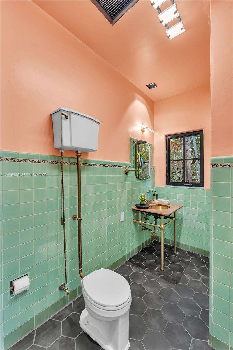 1321 Tyler St, Hollywood, FL 33019 - For Sale photo 60