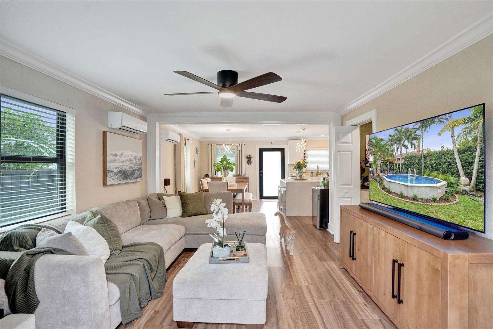 800 59th, Hollywood, FL 33021 - For Sale photo 11