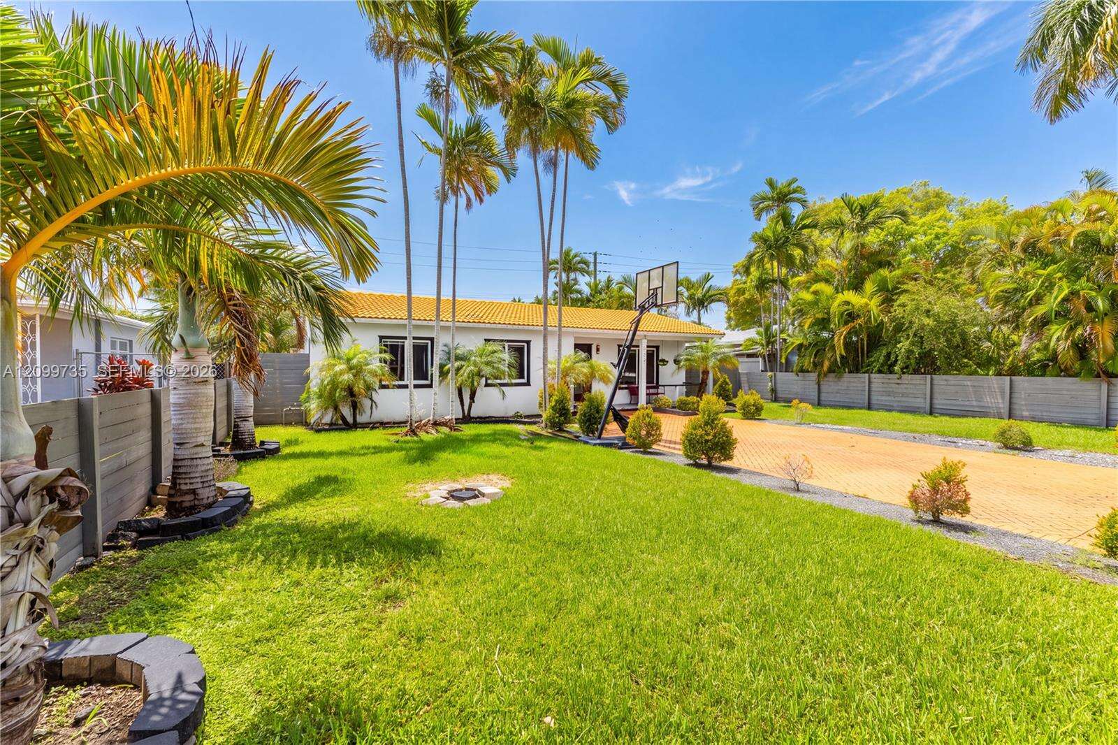 1008 Moffett St, Hallandale Beach, FL 33009 - For Sale photo 37