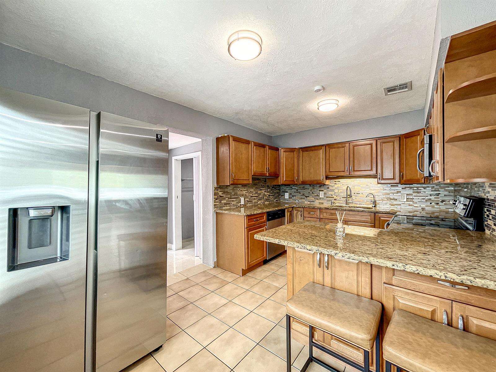 2649 Johnson, Hollywood, FL 33020 - For Sale photo 3