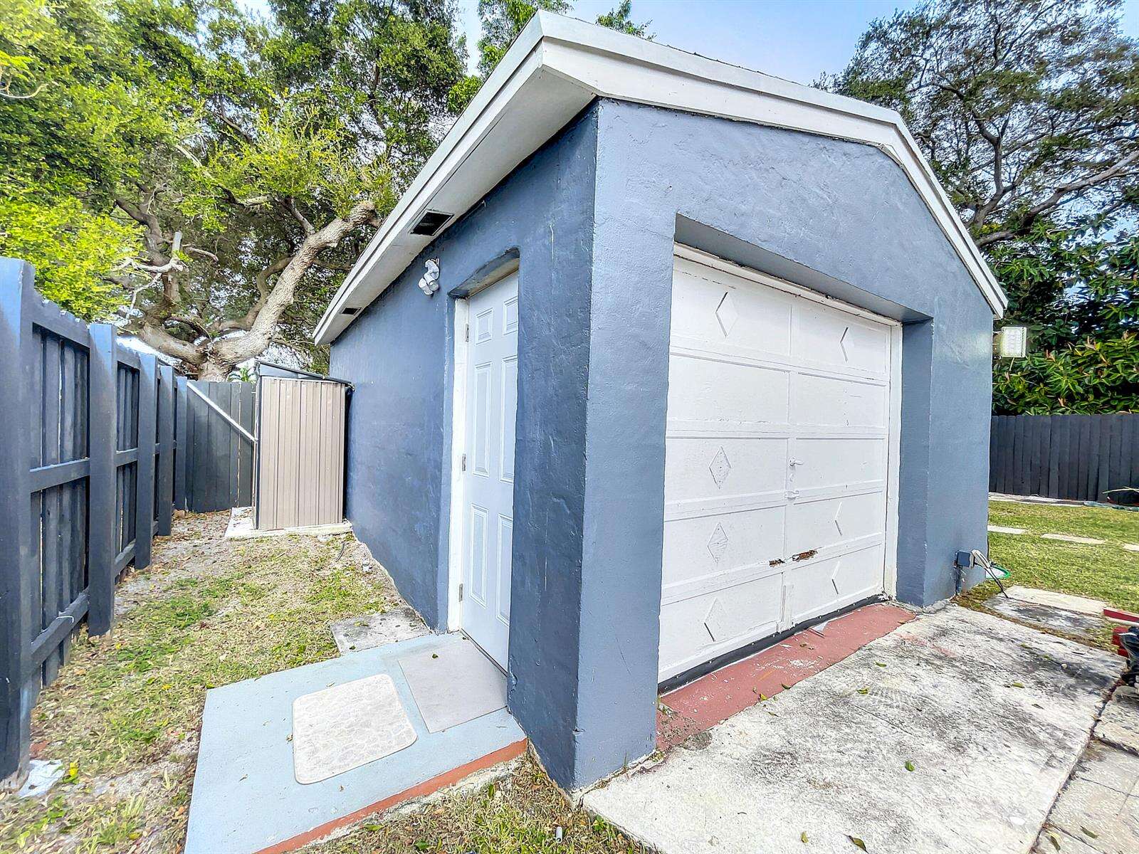 2649 Johnson, Hollywood, FL 33020 - For Sale photo 35